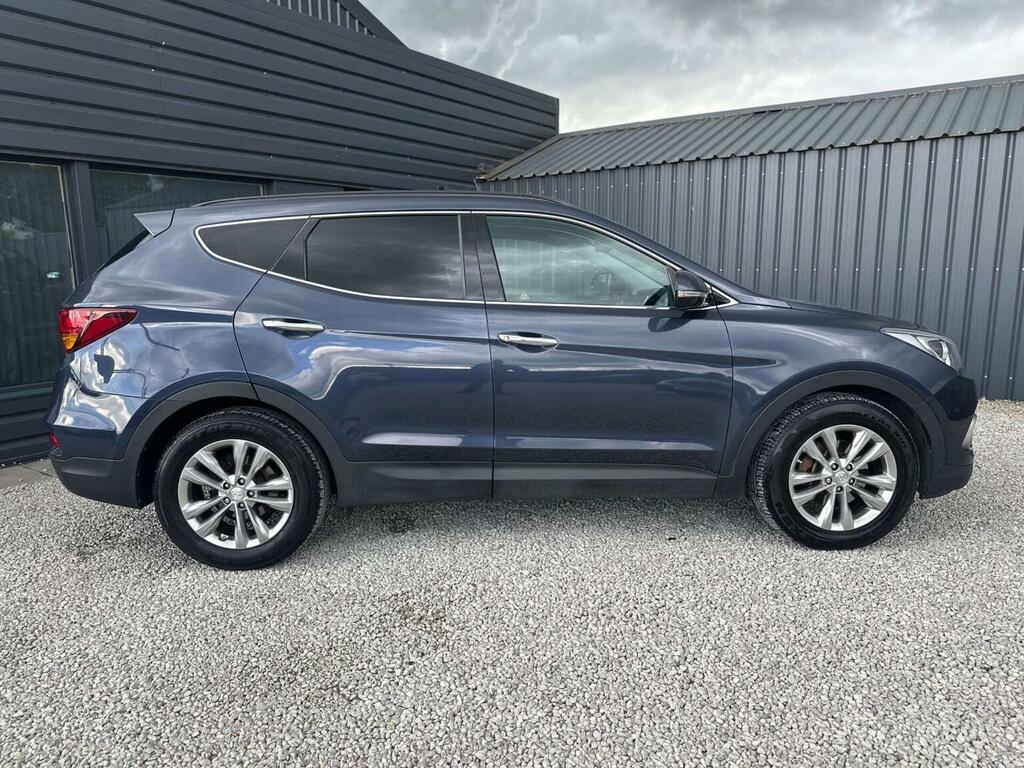 Hyundai Santa Fe 2.2 Crdi Blue Drive Premium 4Wd Euro 6 Ss MT67HYN Blue #2