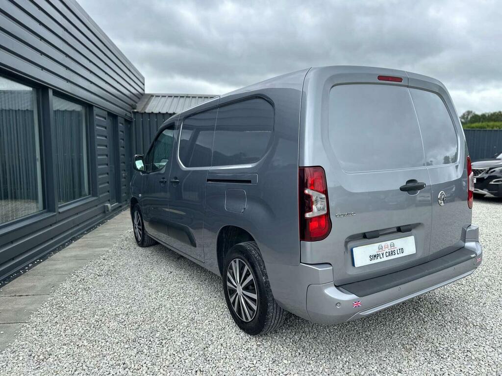 Vauxhall Combo 1.5 Turbo D 2300 Sportive L2 H1 Euro 6 Grey #6