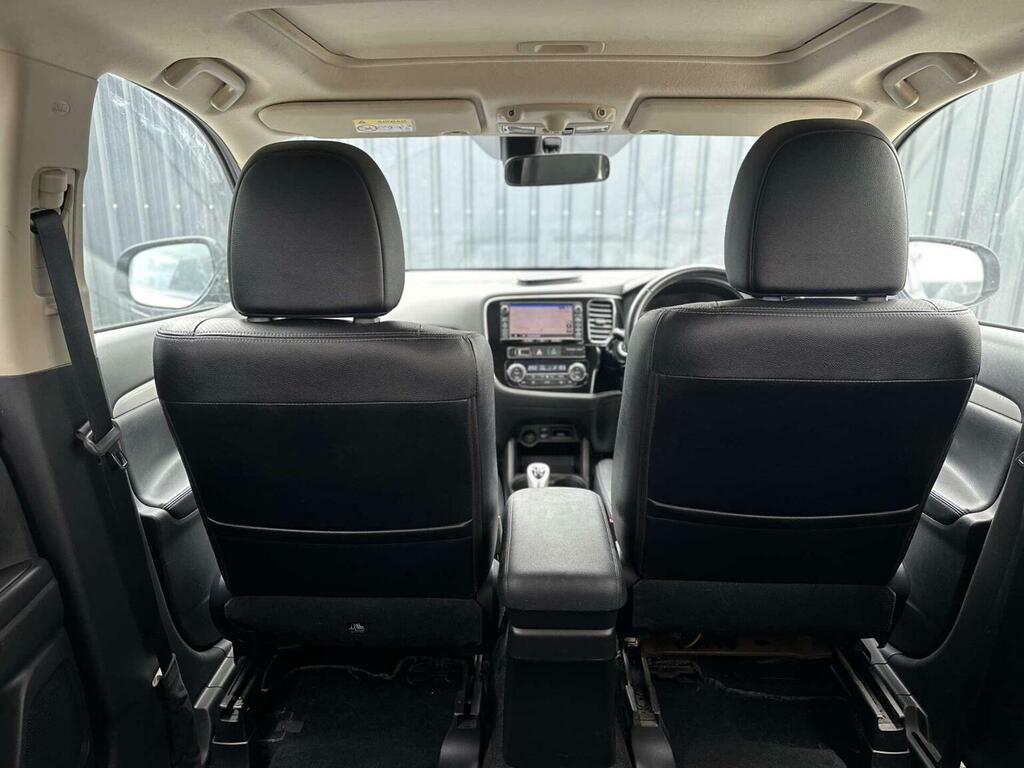 Mitsubishi Outlander Gx4 Black #45