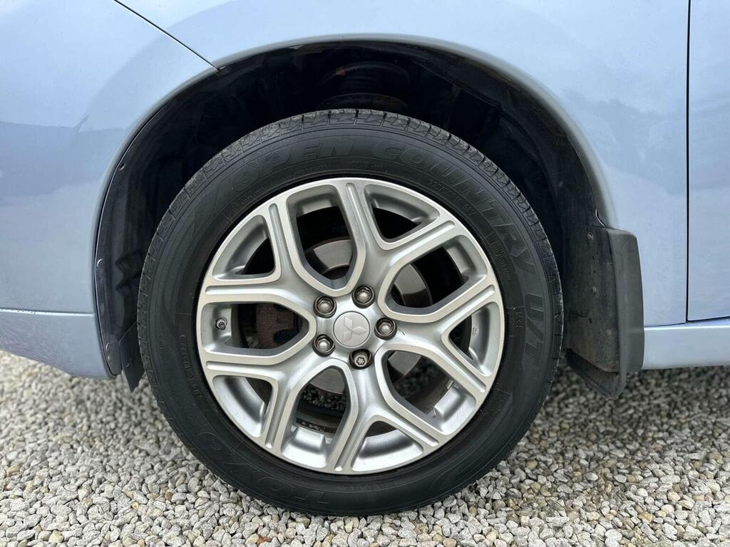 Mitsubishi Outlander Gx4 Black #57