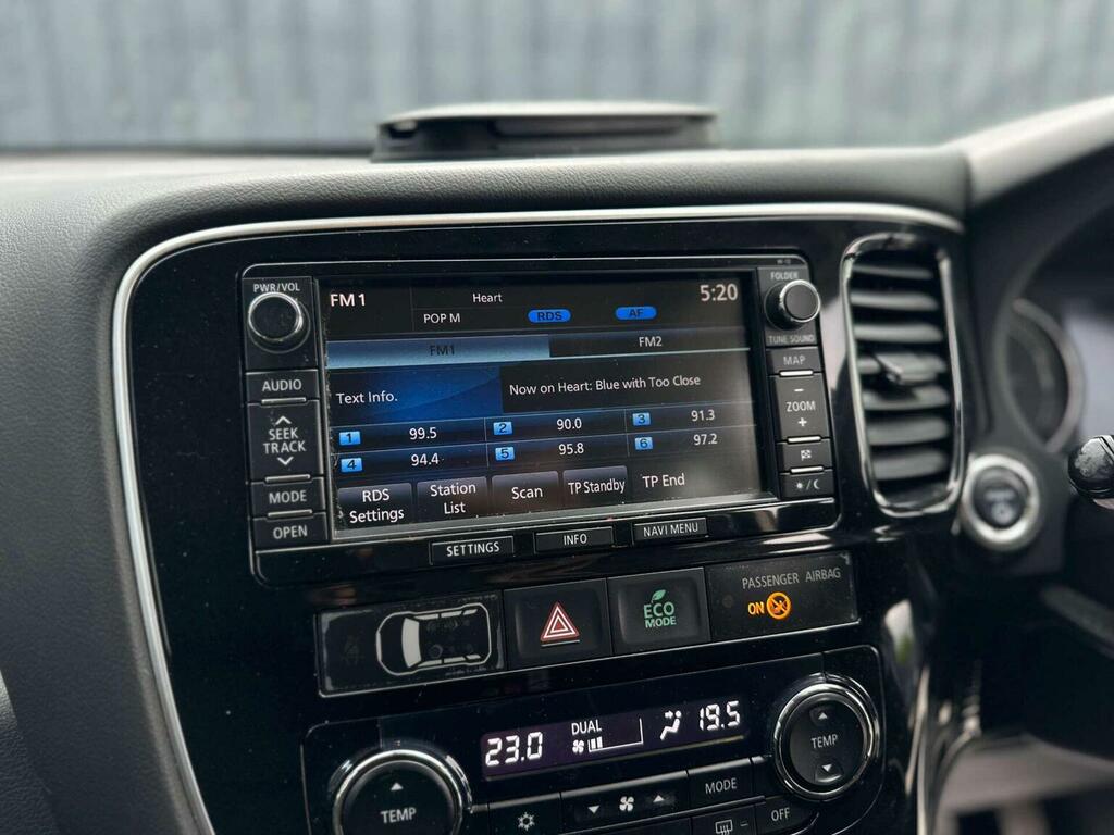 Mitsubishi Outlander Gx4 Black #53