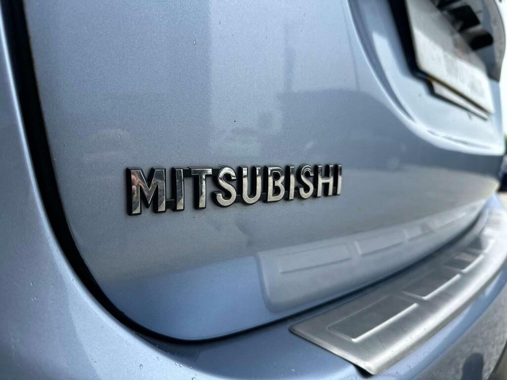 Mitsubishi Outlander Gx4 Black #18