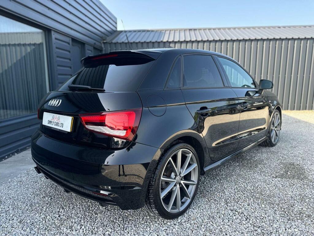 Audi A1 1.6 Tdi Black Edition Sportback Euro 6 Ss Black #3