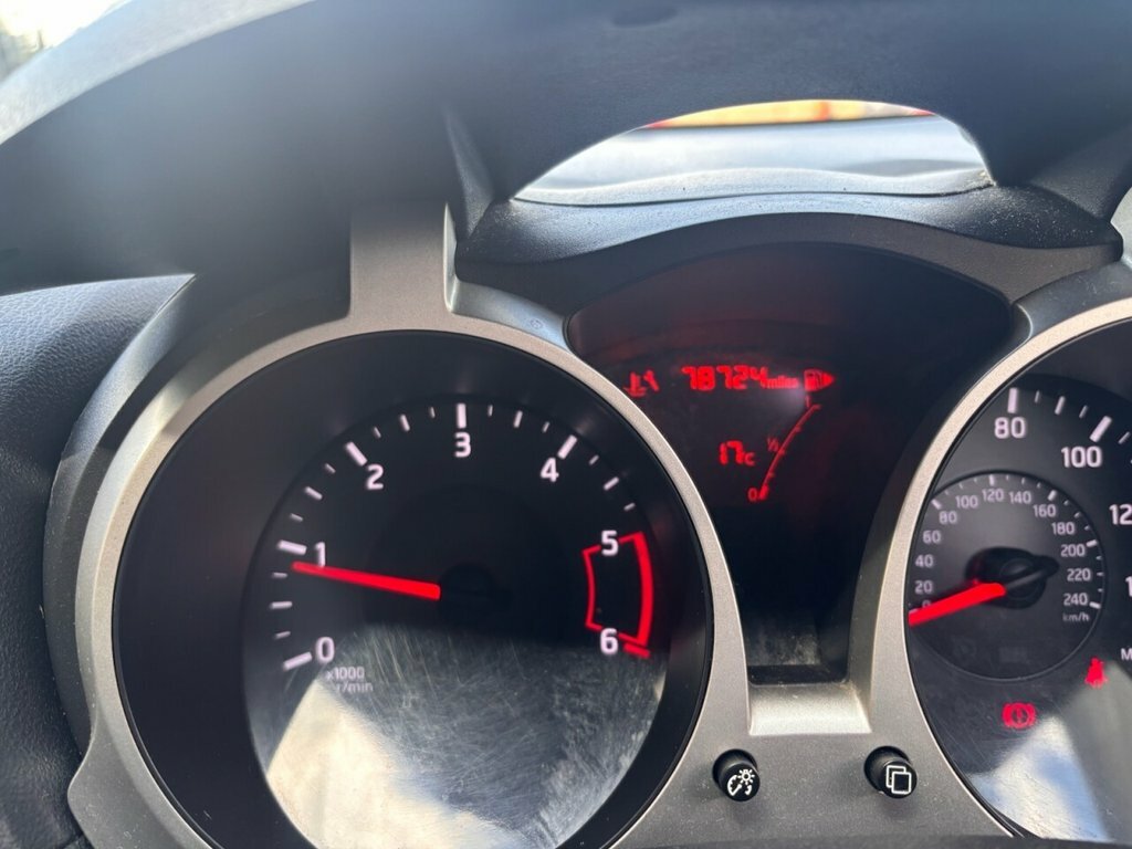 Nissan Juke Suv 1.6 Tekna 2013 Black #8
