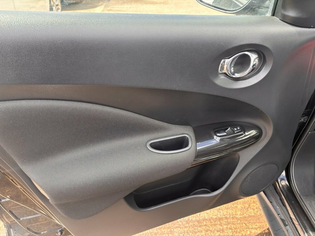 Nissan Juke Suv 1.6 Tekna 2013 Black #16