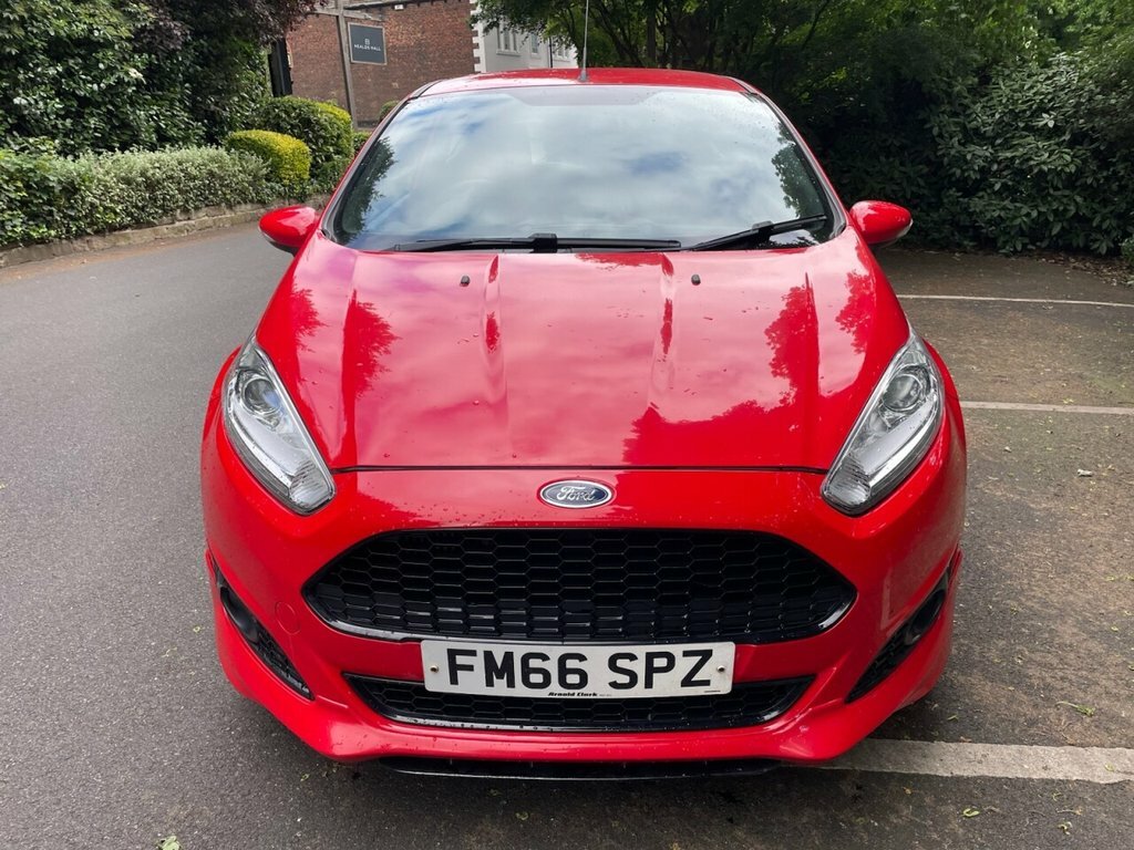 Ford Fiesta St-line FM66SPZ Red #3