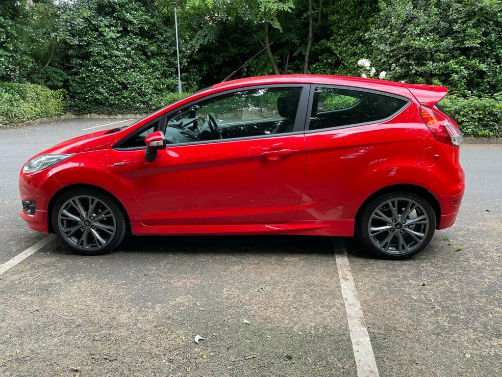 Ford Fiesta St-line FM66SPZ Red #5
