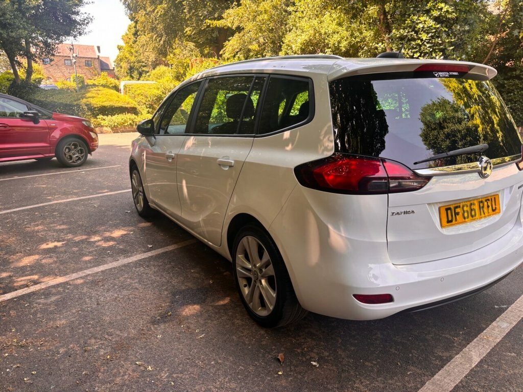 Vauxhall Zafira Tourer Sri White #6