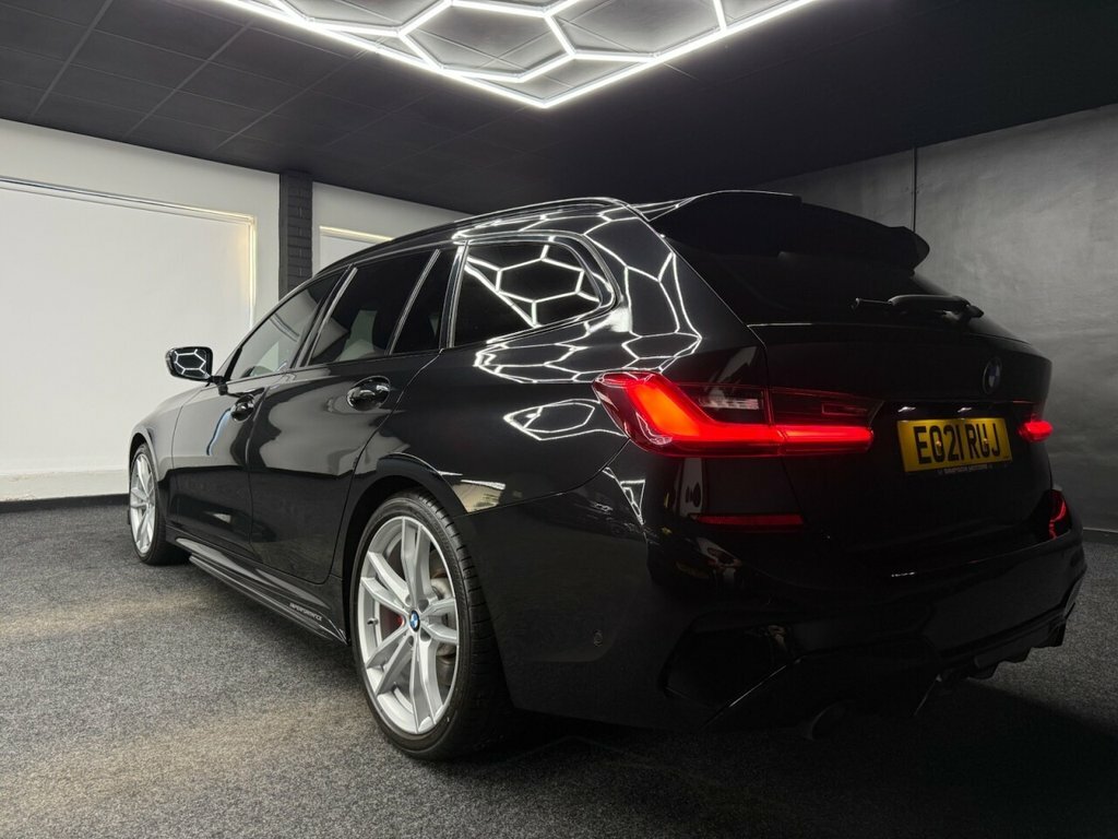 BMW 3 Series 3L M Sport EO21RUJ Black #5