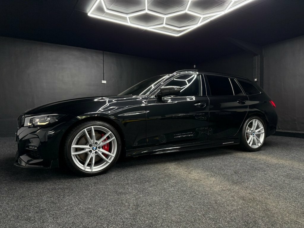 BMW 3 Series 3L M Sport EO21RUJ Black #3