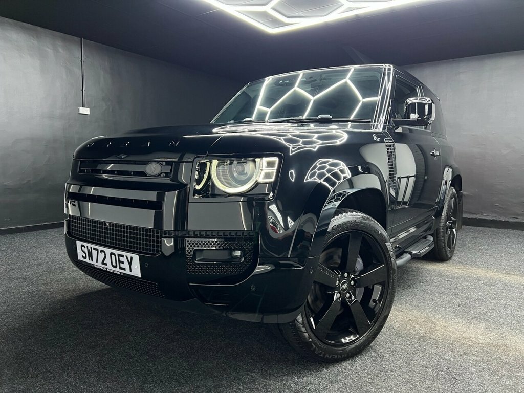 Land Rover Defender 3L Hse Black