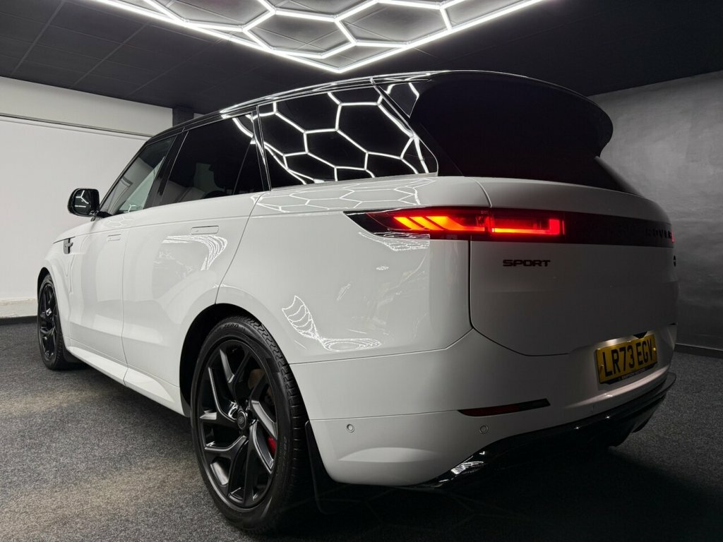 Land Rover Range Rover Sport 3L Dynamic Se LR73EGV White #5