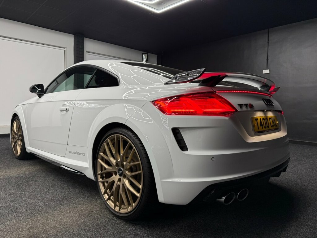 Audi TTS 2L Black Edition White #5