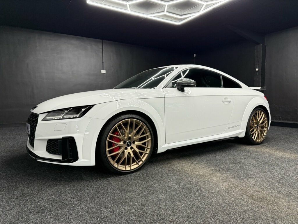 Audi TTS 2L Black Edition White #3