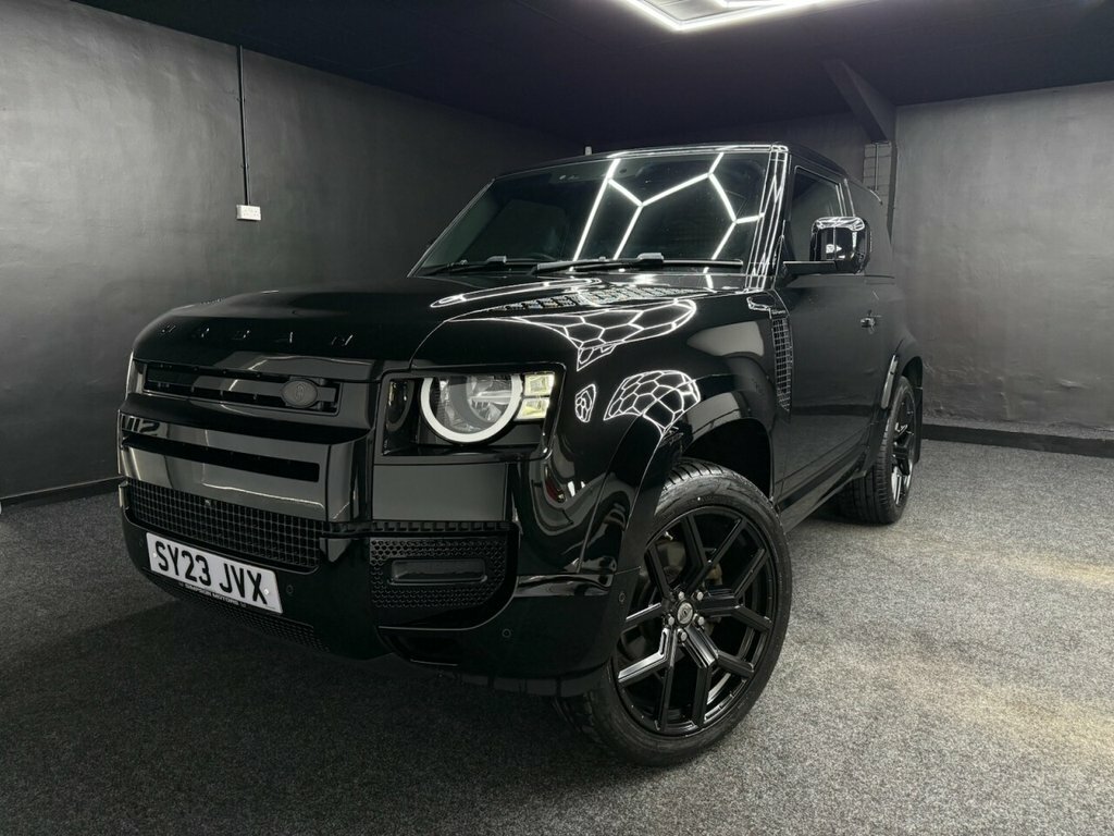 Land Rover Defender 3L Null SY23JVX Black