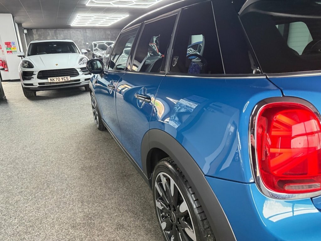 Mini Hatch 1.5L Cooper Exclusive SR72HKB Blue #5