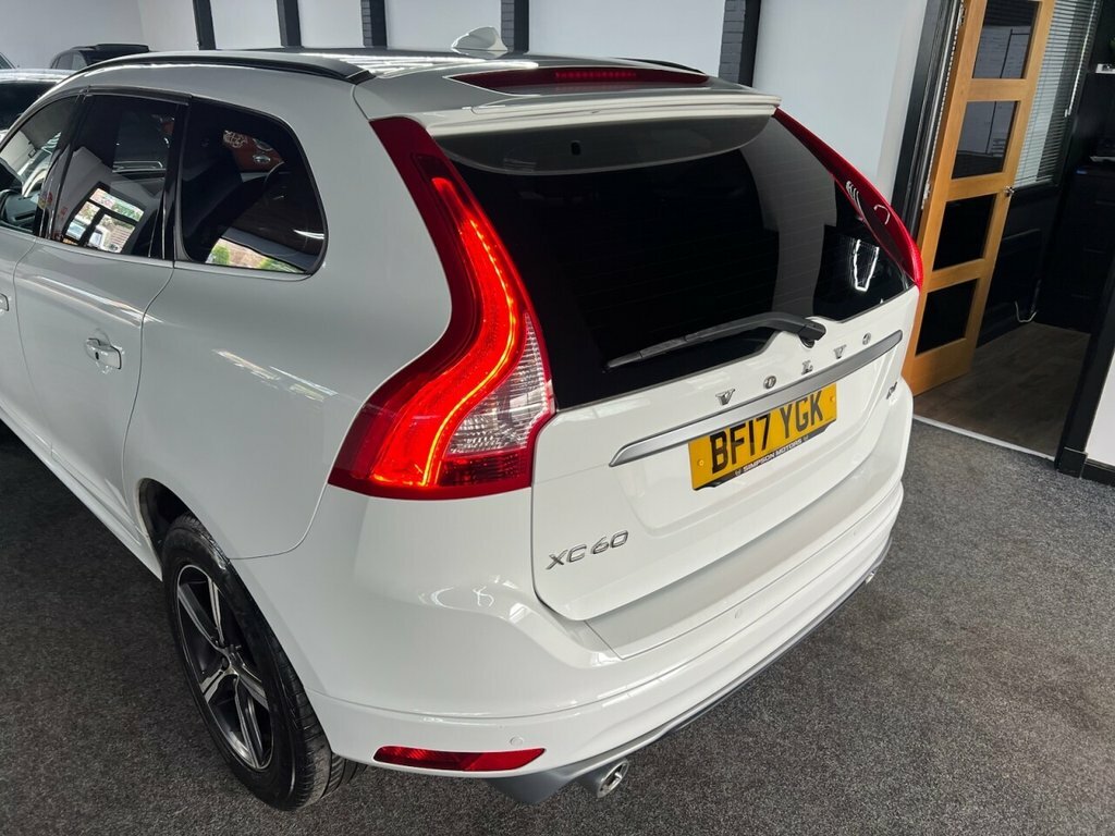 Volvo XC60 2L R-design Nav White #6