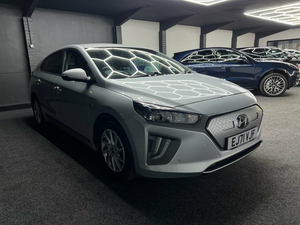Hyundai Ioniq Hatchback EJ71VJF Silver #2