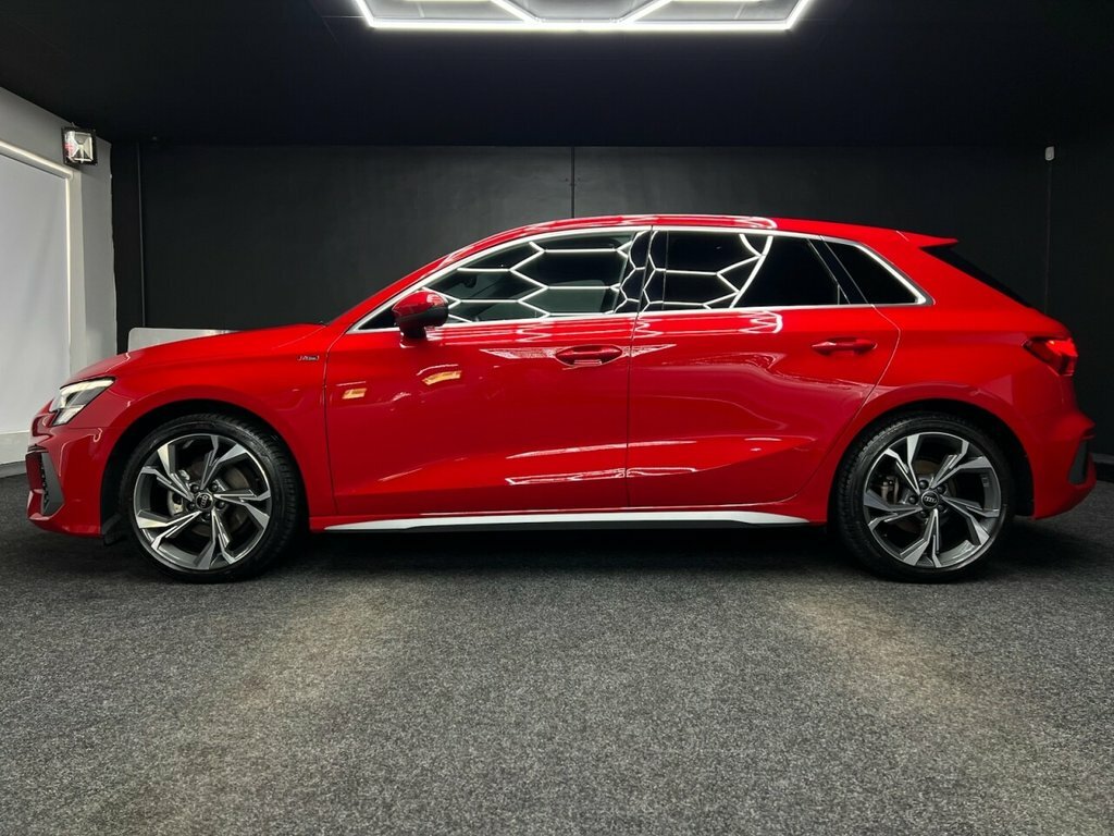 Audi A3 1.5L S Line SW72PNZ Red #4