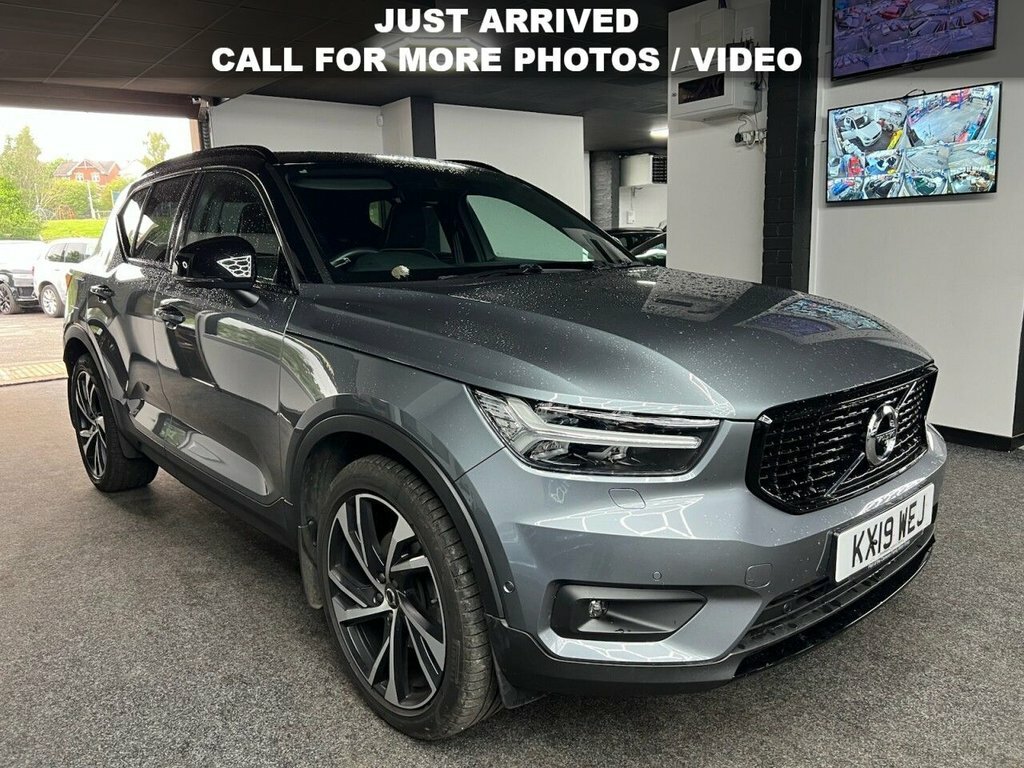 Volvo XC40 2L R-design Pro Grey