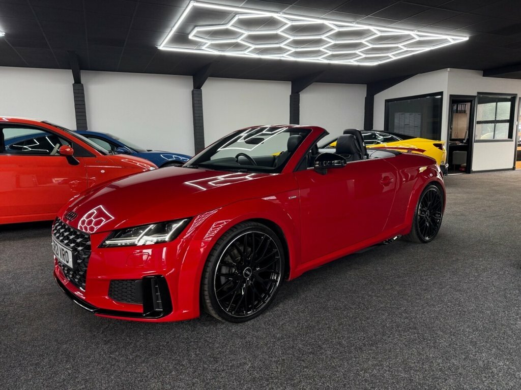 Audi TT 2L Black Edition SR21VRO Red #2