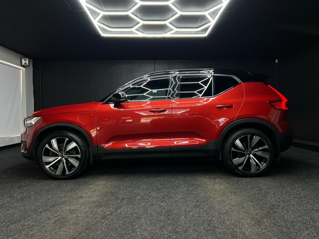 Volvo XC40 1.5L Ultimate Dark PF71GXB Red #4