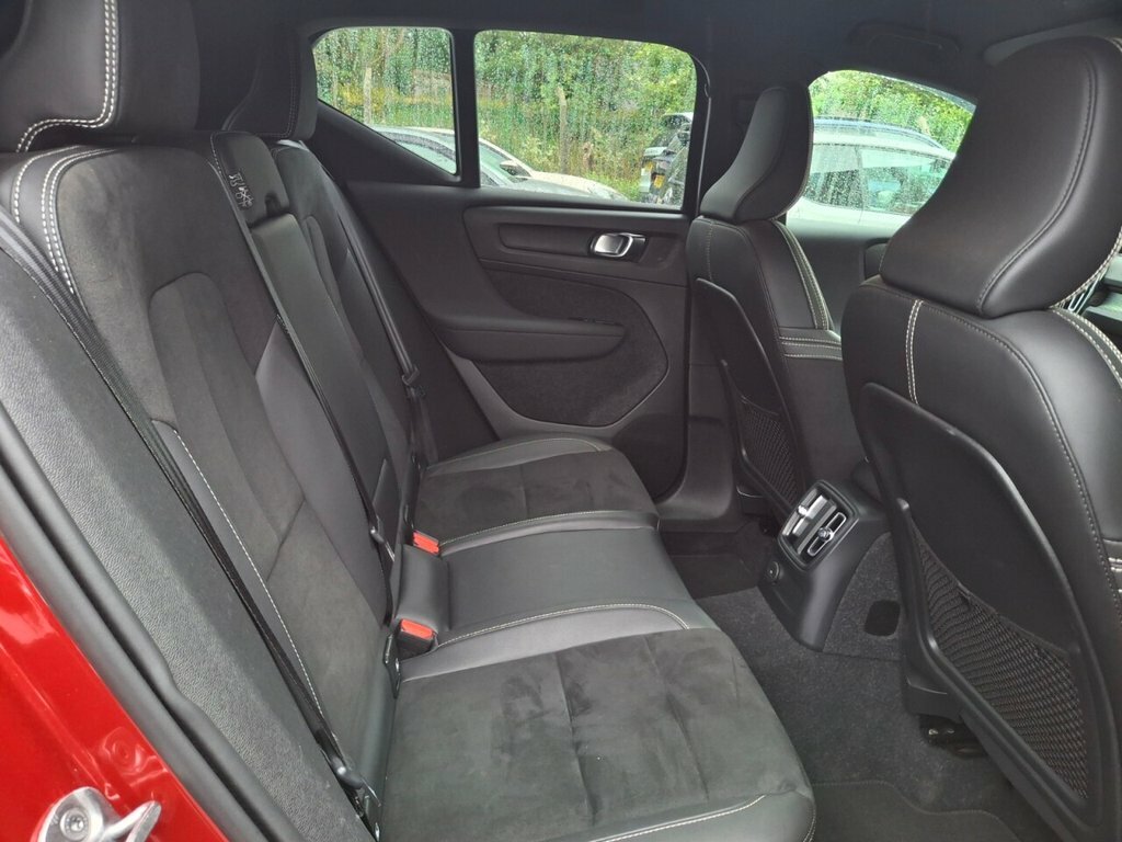Volvo XC40 1.5L Ultimate Dark PF71GXB Red #4