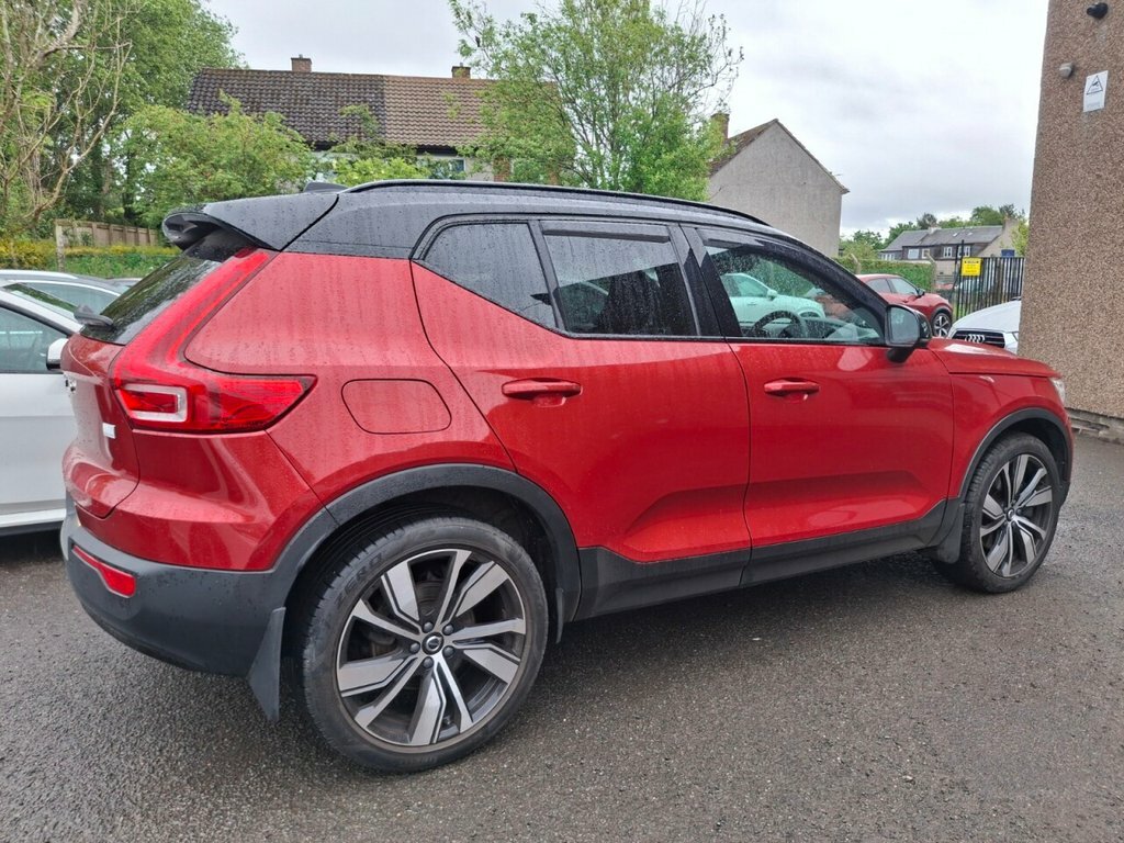 Volvo XC40 1.5L Ultimate Dark PF71GXB Red #2