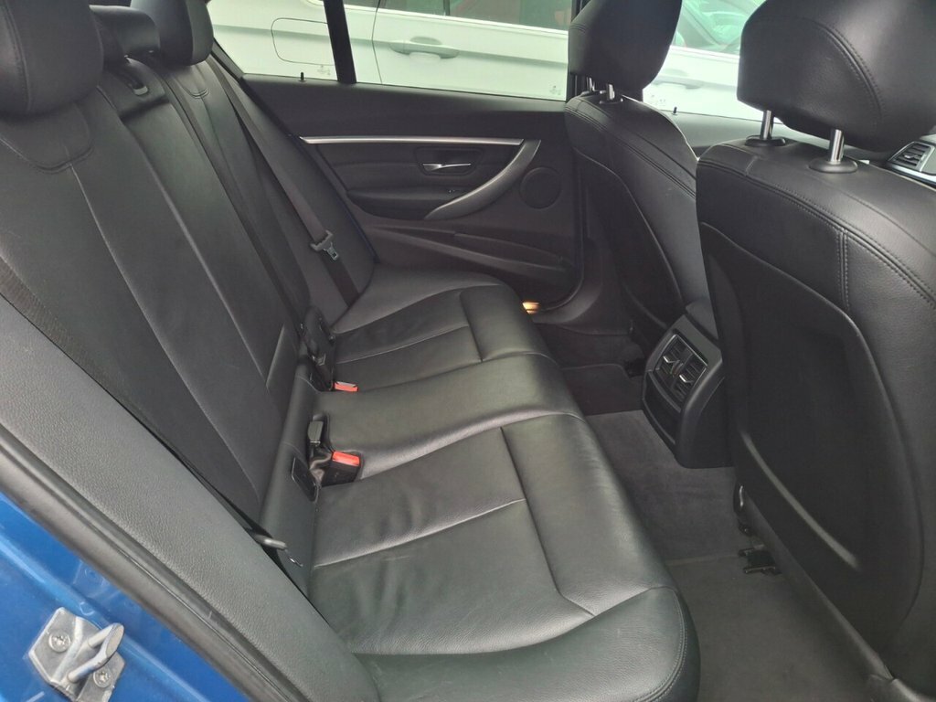 BMW 3 Series 3L M Sport PX18RZC Blue #4