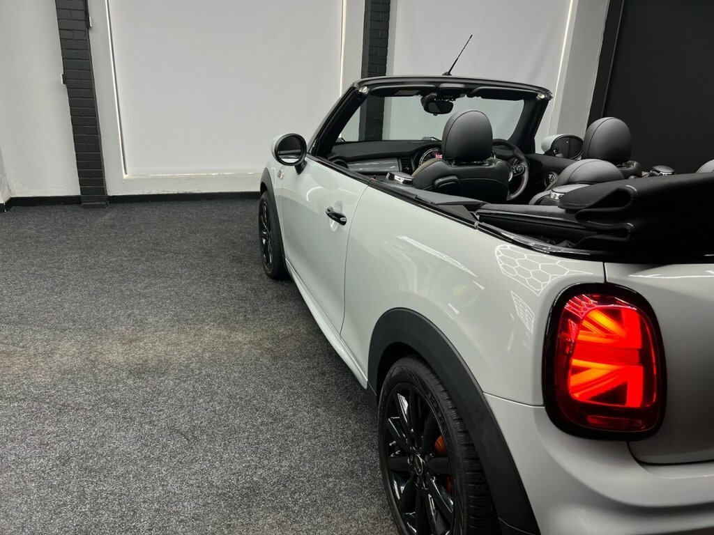 Mini Convertible 1.5L Cooper Sport Silver #6