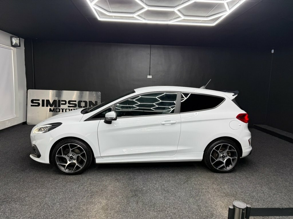 Ford Fiesta 1.5L St-2 NA70XCG White #5