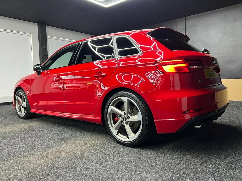 Audi S3 2L Black Edition SV68PFA Red #5
