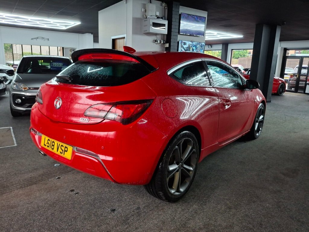 Vauxhall Astra GTC Coupe Red #3