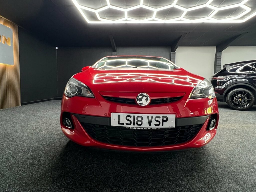 Vauxhall Astra GTC 2.0T Vxr Coupe Euro 6 Ss 280 White #22