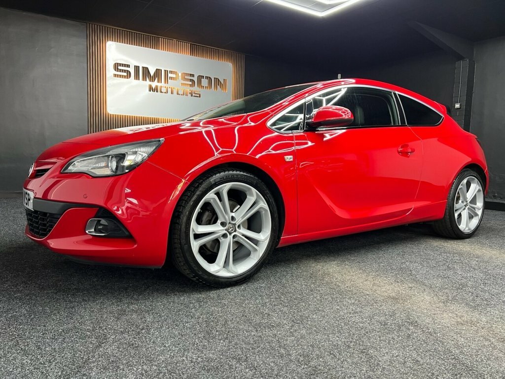 Vauxhall Astra GTC Coupe Red #3