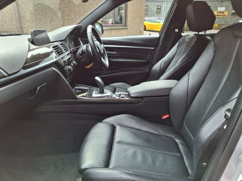 BMW 3 Series Saloon Black #6