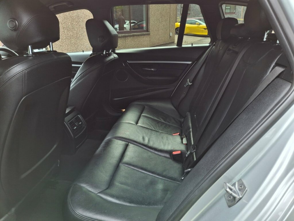 BMW 3 Series Saloon Black #7