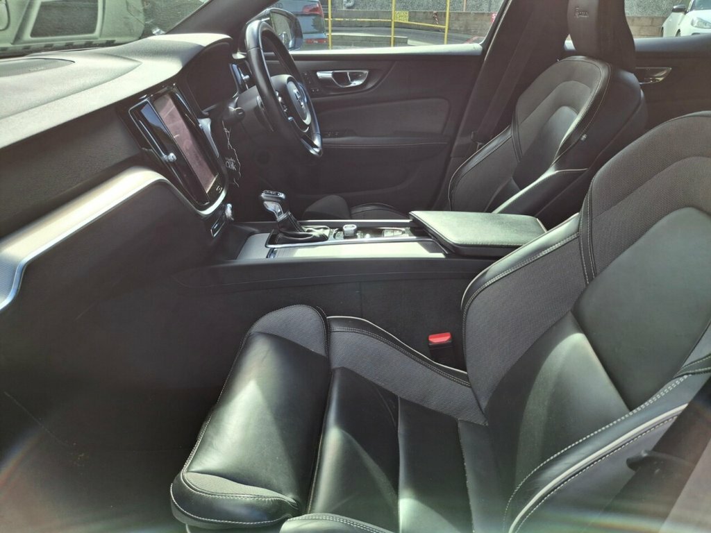 Volvo S60 2L R-design Edition Black #6