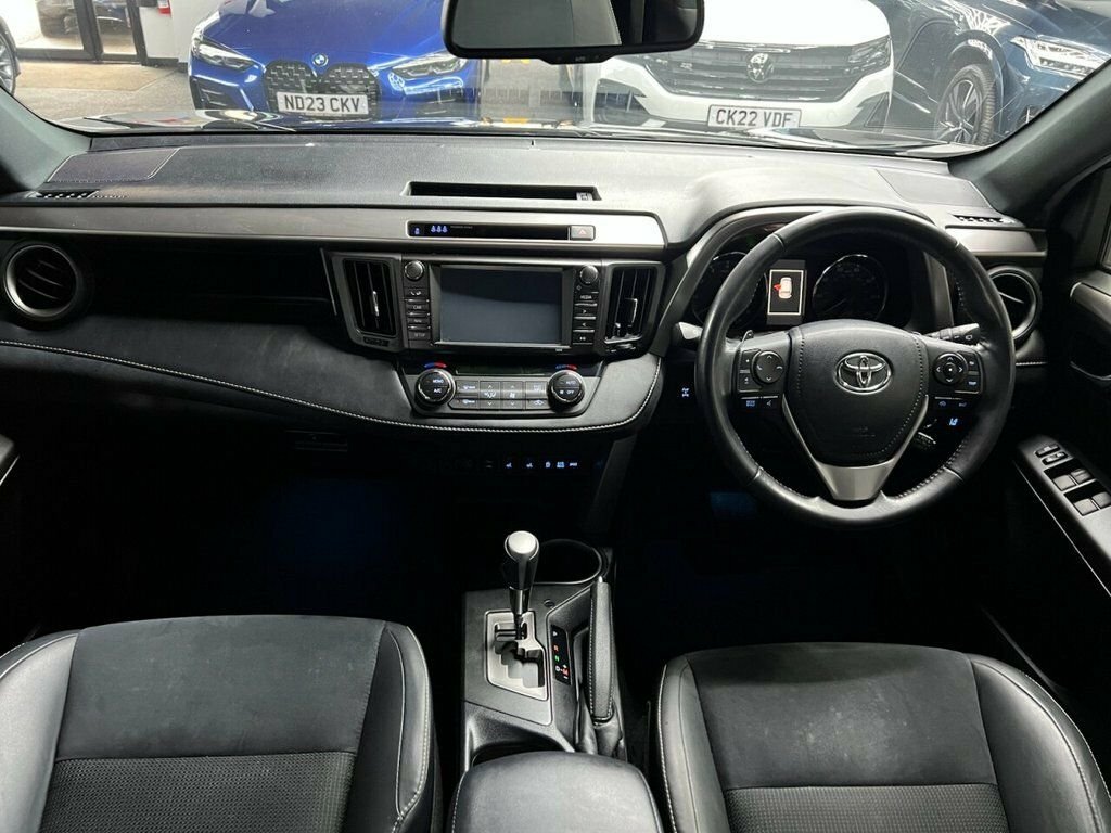 Toyota Rav 4 Suv Black #2