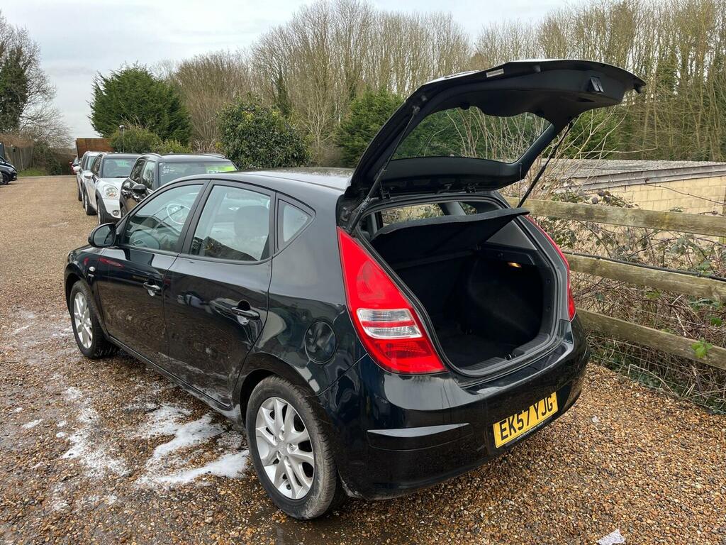 Hyundai I30 Hatchback 2.0 Crdi Style Euro 4 200757 Black #5