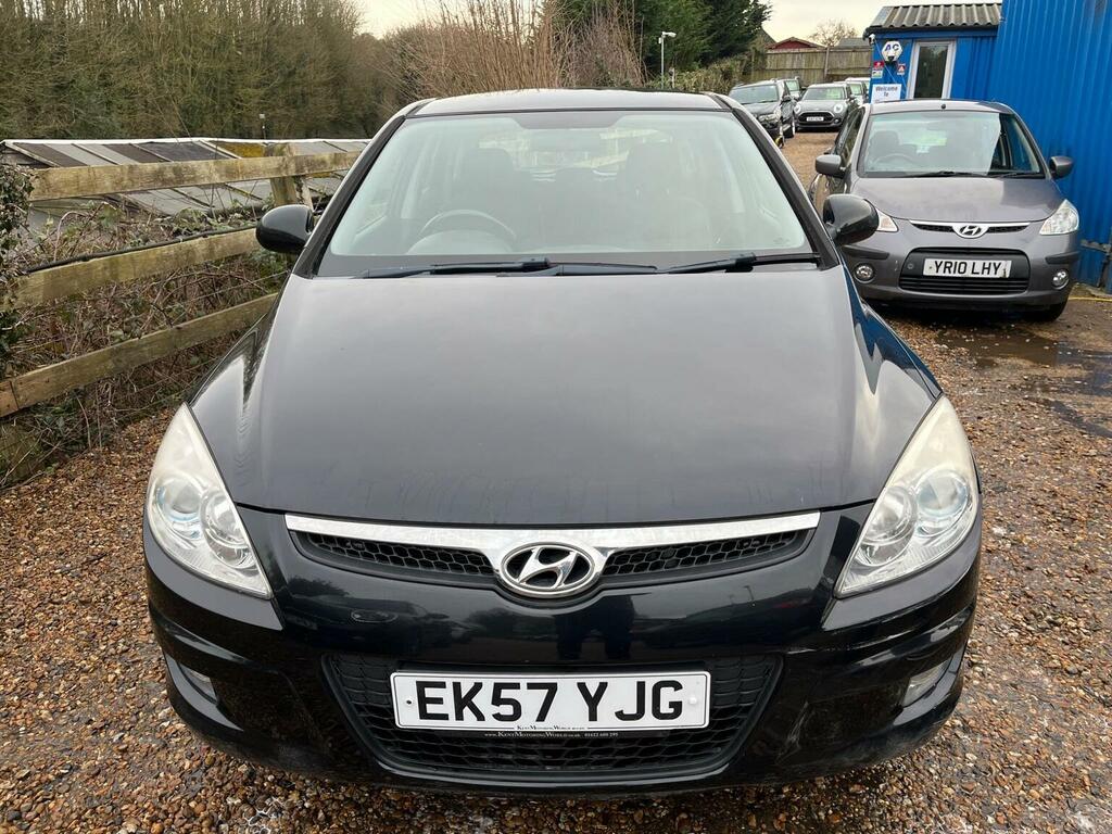 Hyundai I30 Hatchback 2.0 Crdi Style Euro 4 200757 Black #2