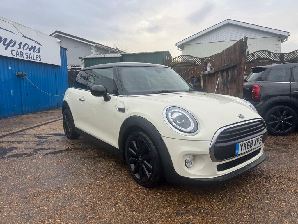 Mini Hatch Hatchback 1.5 Cooper D Euro 6 Ss 201868 YK68XPZ White #5