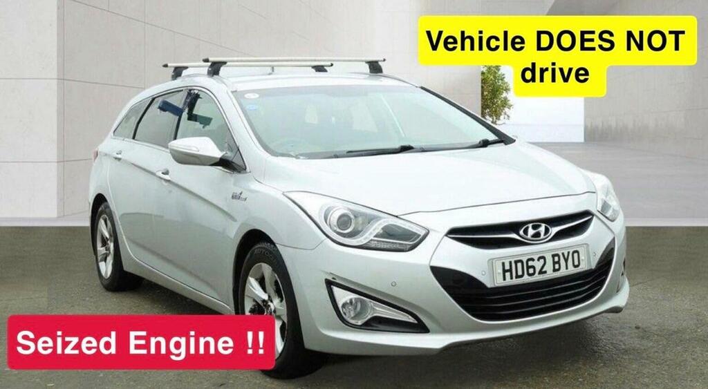 Hyundai I40 Estate 1.7 Crdi Blue Drive Style Euro 5 Ss Silver