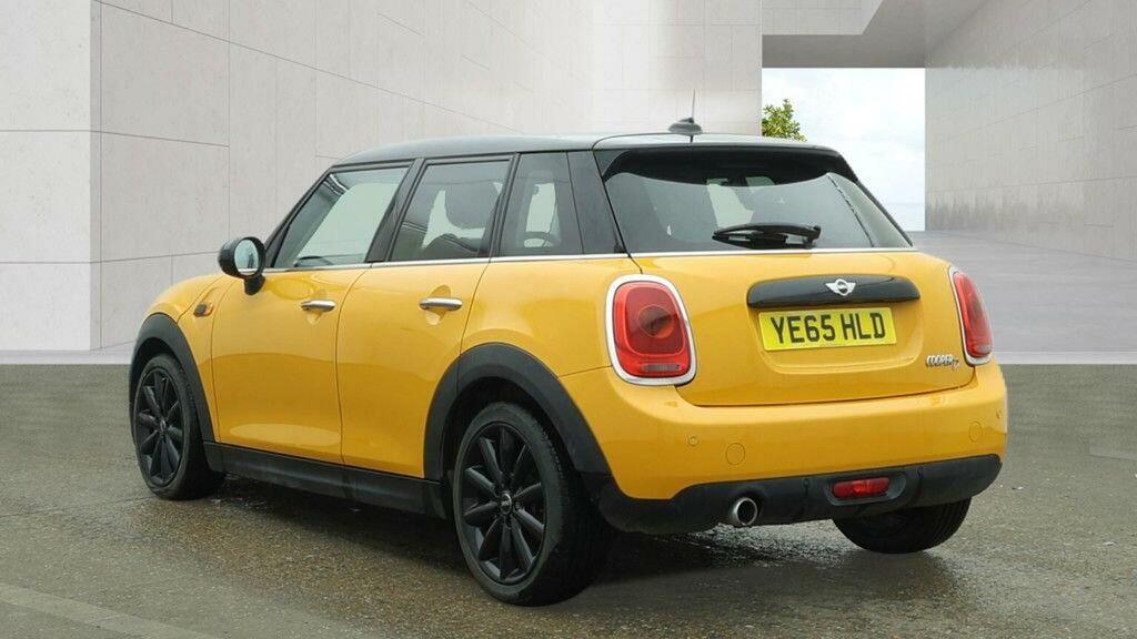 Mini Hatch Hatchback 1.5 Cooper D Euro 6 Ss 2015 Orange #3