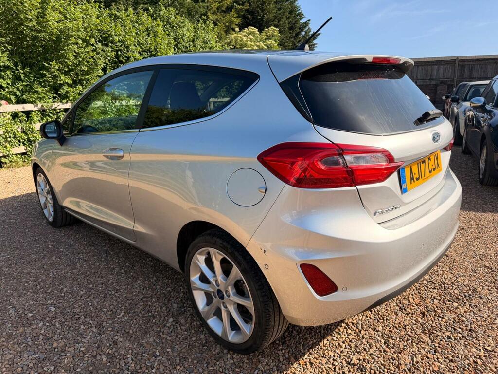 Ford Fiesta Hatchback 1.5 Tdci Titanium Euro 6 Ss 2017 AJ17CJX Silver #4
