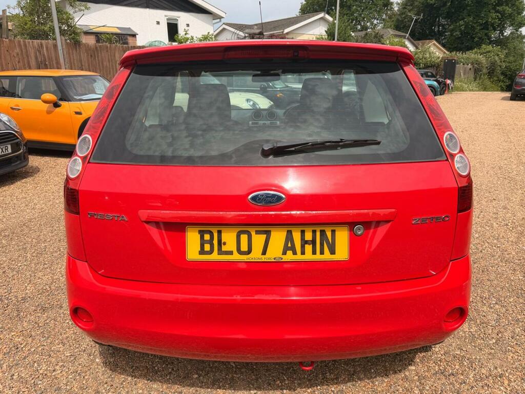 Ford Fiesta Hatchback 1.25 Zetec Climate 200707 Red #6