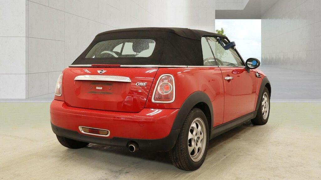 Mini Convertible 1.6 One Euro 6 Red #4