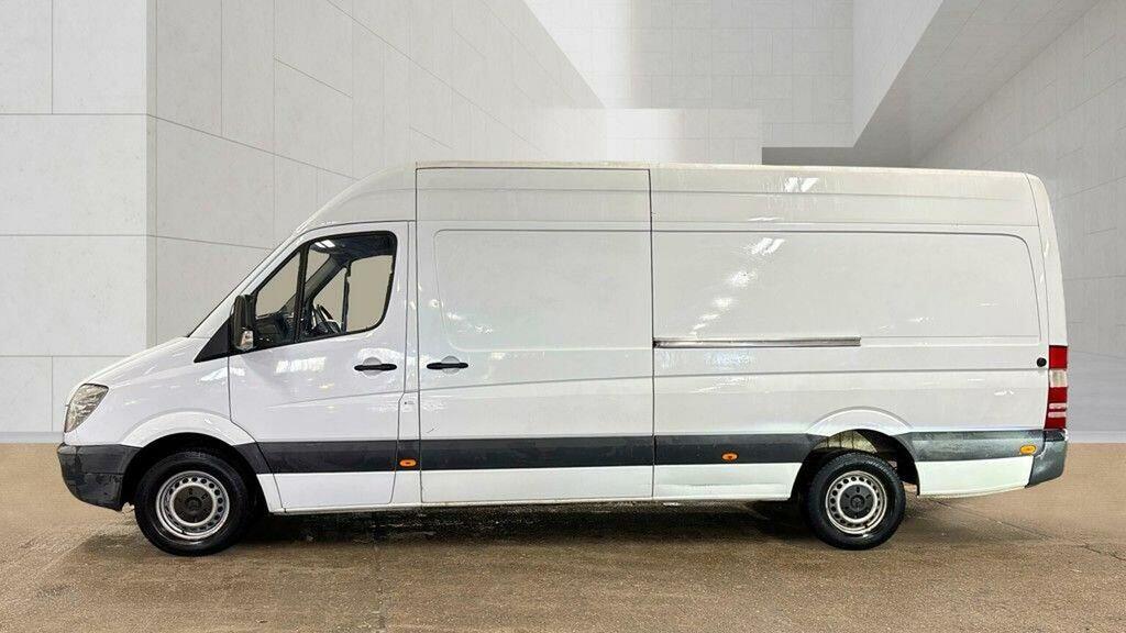 Mercedes-Benz Sprinter 2.1 Sprinter 310 White #16