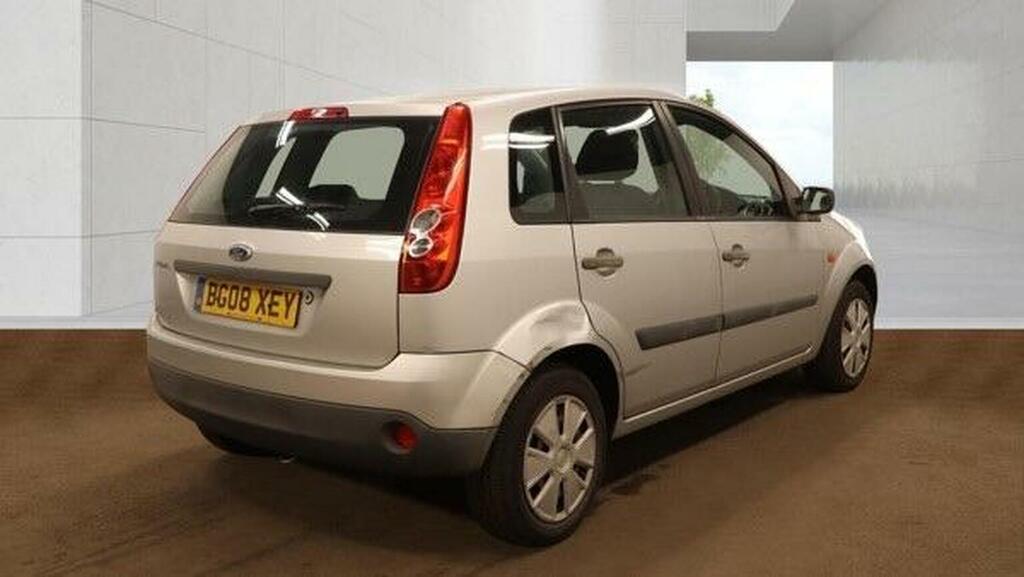 Ford Fiesta 1.25 Studio Silver #6