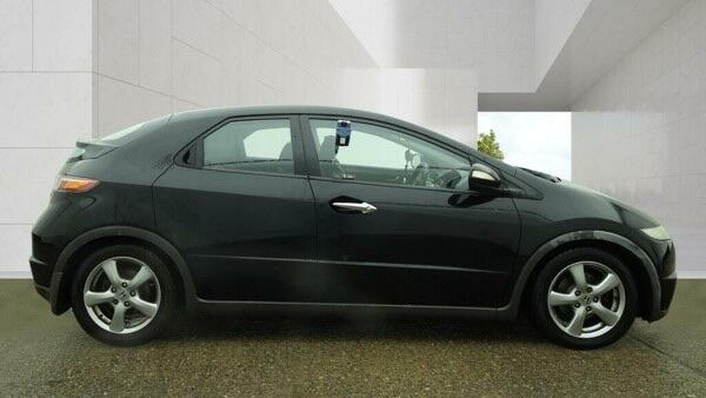Honda Civic 1.8 I-vtec Se Black #20